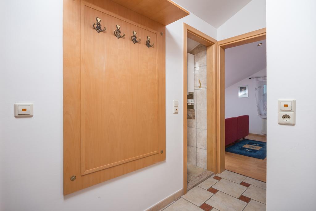 Apartments Villa-Passat โปเรช ภายนอก รูปภาพ